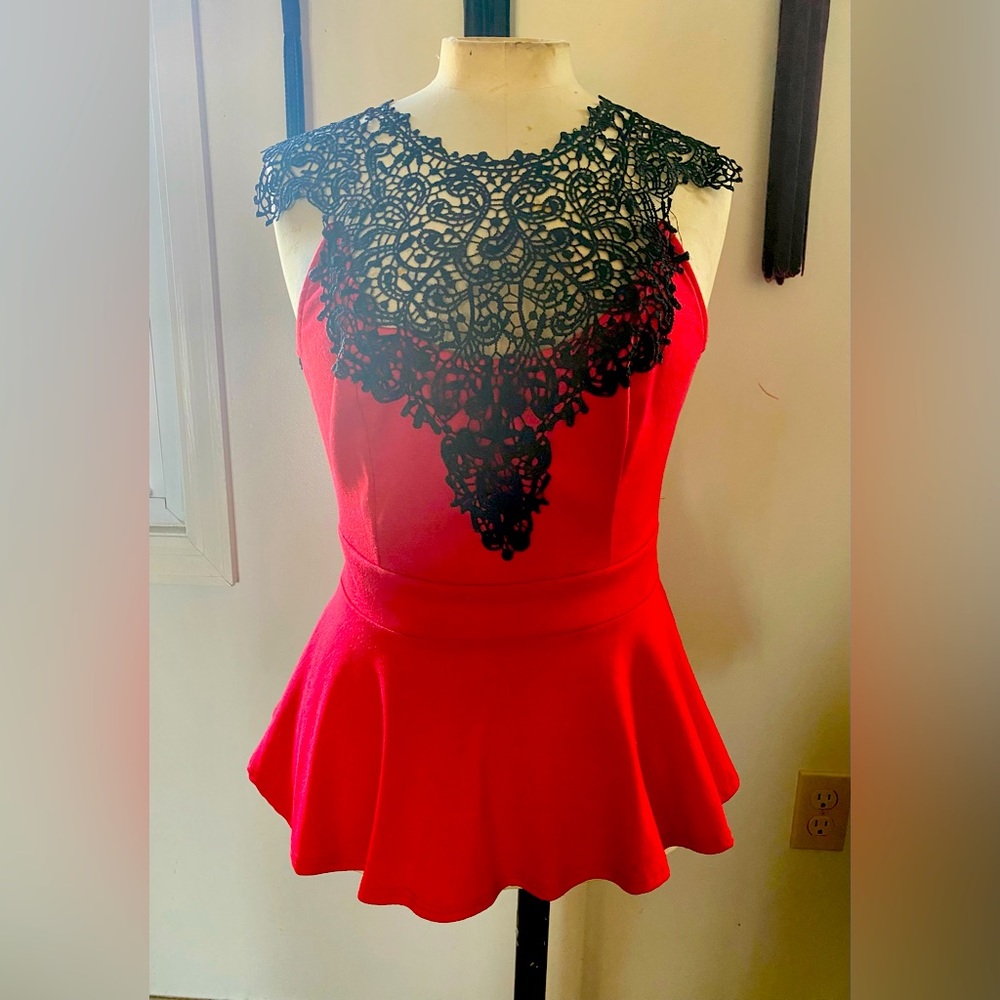 Red & Black Lace Sleeveless Peplum Top Blouse Women’s Shirt Size S
